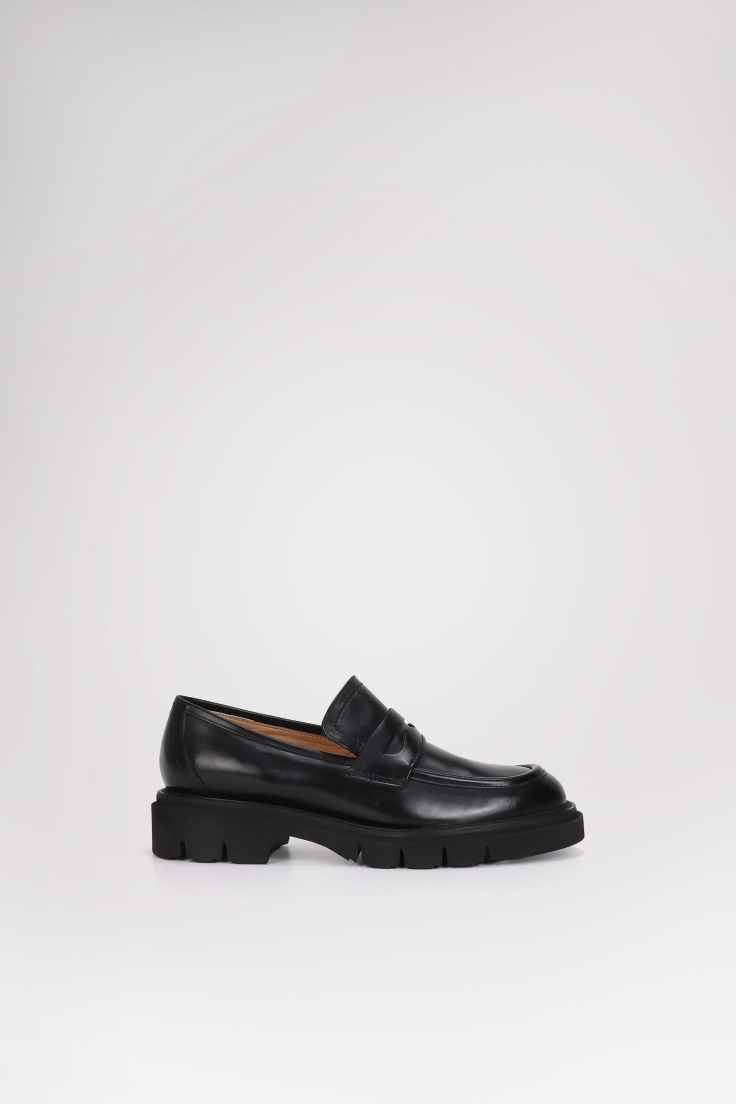 Haya Women's Quintessenza Loafer